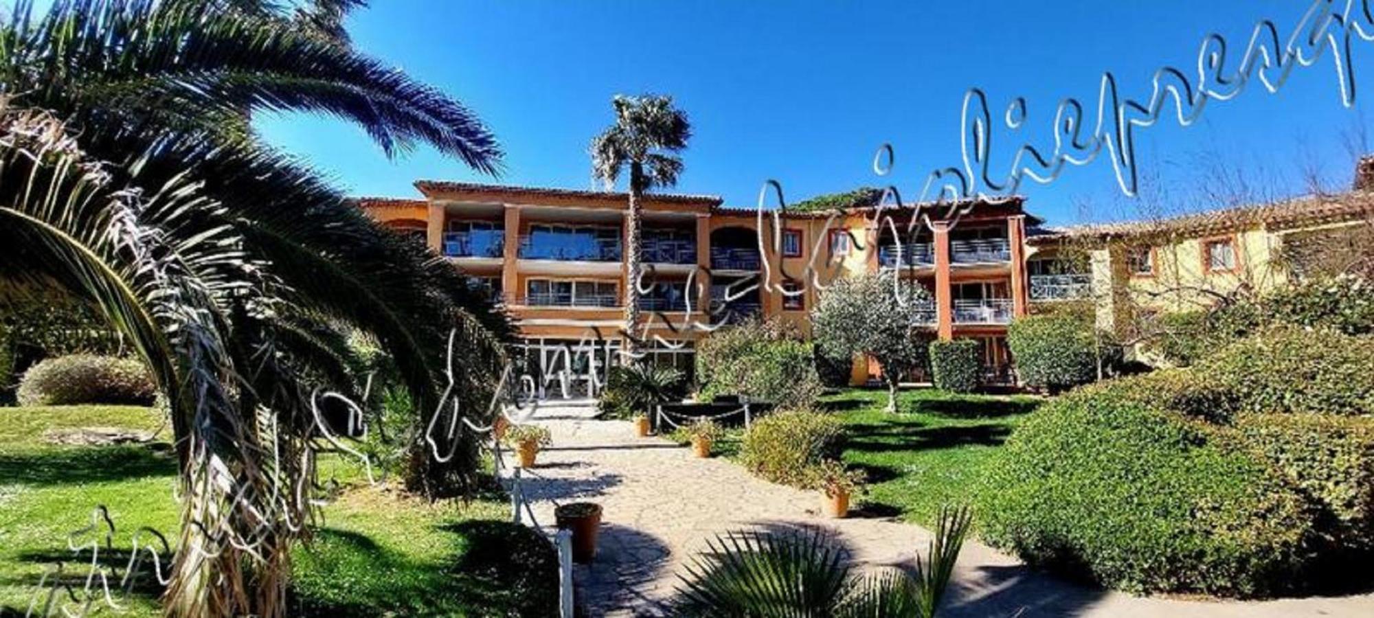 Magnifique Parc De La Presqu'Ile Avec Piscine Et Plage Face A Porquerolles ! Hyeres Ngoại thất bức ảnh